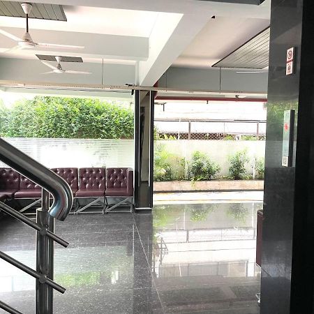 Hotel Airport Kk Nagpur Ngoại thất bức ảnh