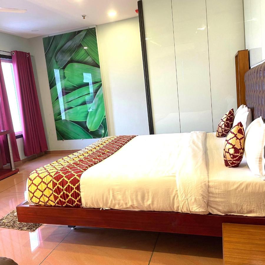 Hotel Airport Kk Nagpur Ngoại thất bức ảnh