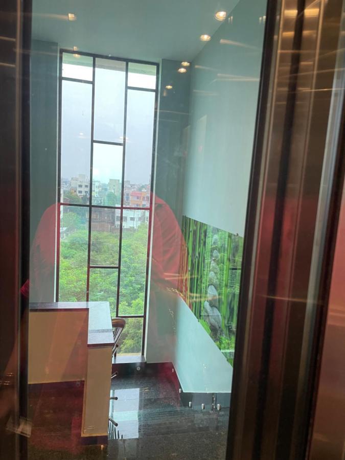 Hotel Airport Kk Nagpur Ngoại thất bức ảnh